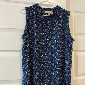 THE CUTEST sleeveless blouse from the Loft!